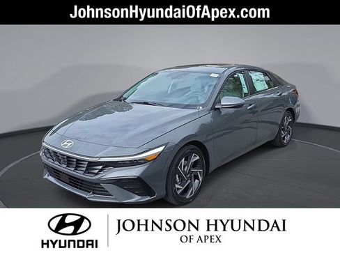 New 2026 Hyundai Elantra Limited FWD image 1
