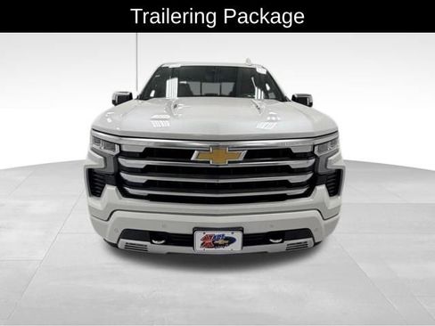 Certified 2024 Chevrolet Silverado 1500 High Country w/ Technology Package image 9