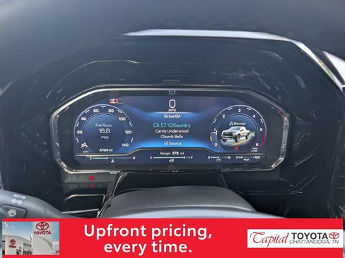 Used 2024 Chevrolet Silverado 1500 ZR2 w/ Technology Package AWD/4WD image 18