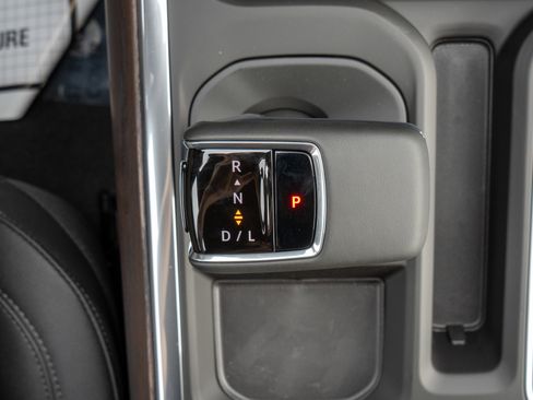 New 2026 GMC Sierra 1500 SLT w/ SLT Premium Package image 13