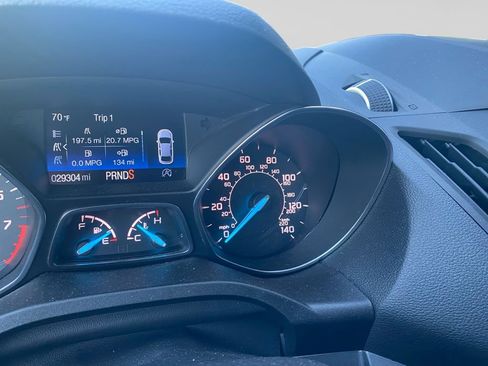 Used 2019 Ford Escape SE AWD/4WD image 17