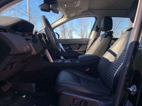 Certified 2025 Land Rover Discovery Sport S image 14