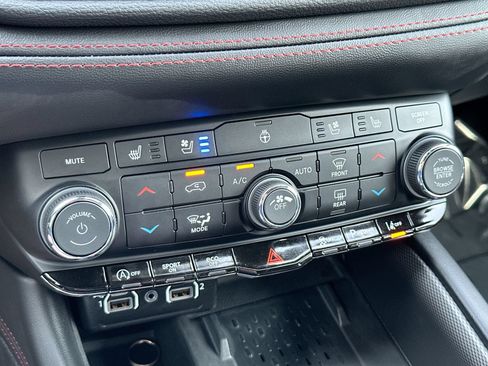 Used 2026 Dodge Durango GT AWD/4WD image 19