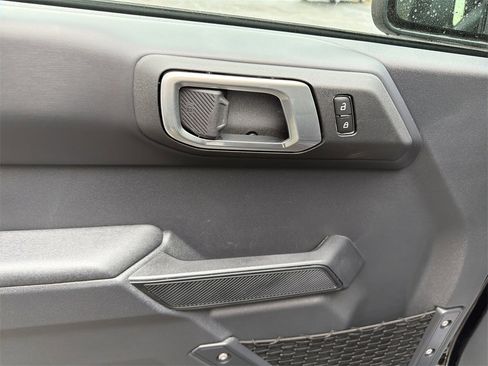 New 2025 Ford Bronco Badlands image 14