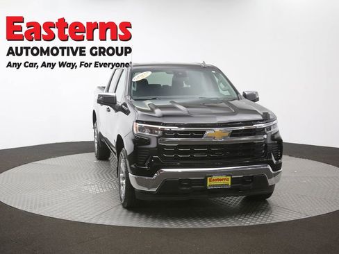 Used 2023 Chevrolet Silverado 1500 LT AWD/4WD image 53