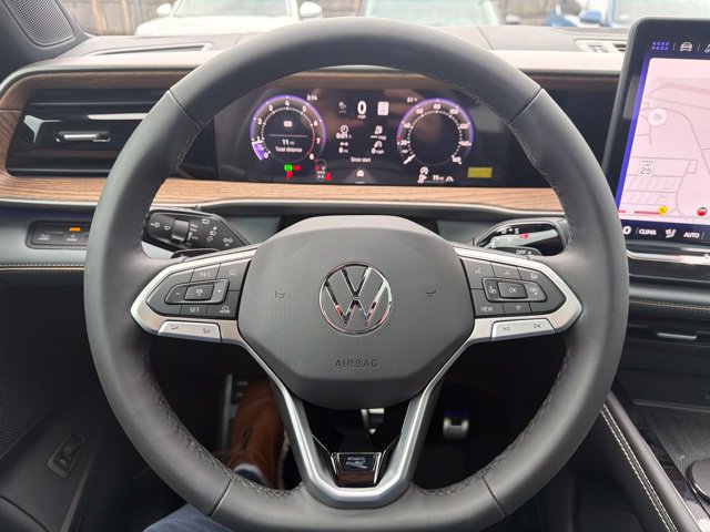 New 2027 Volkswagen Atlas SEL R-Line AWD/4WD image 14