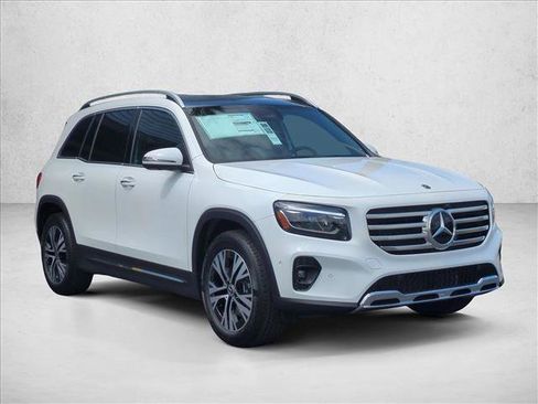 New 2026 Mercedes-Benz GLB 250 image 7