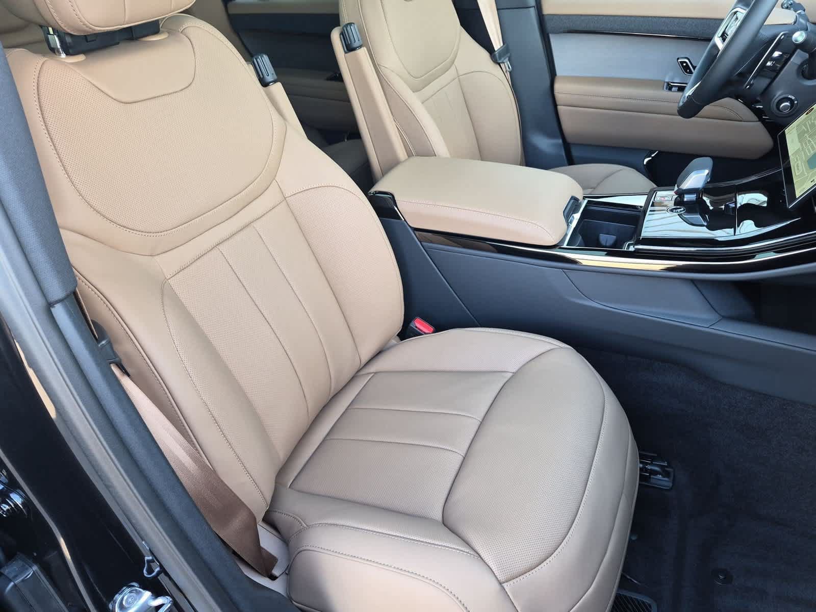 New 2027 Land Rover Range Rover Sport SE AWD/4WD image 23