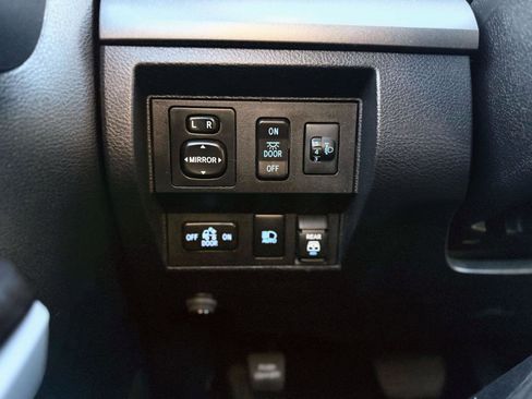 Used 2020 Toyota Tundra SR5 image 16