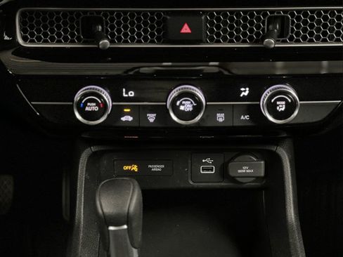 Used 2022 Honda Civic LX image 26