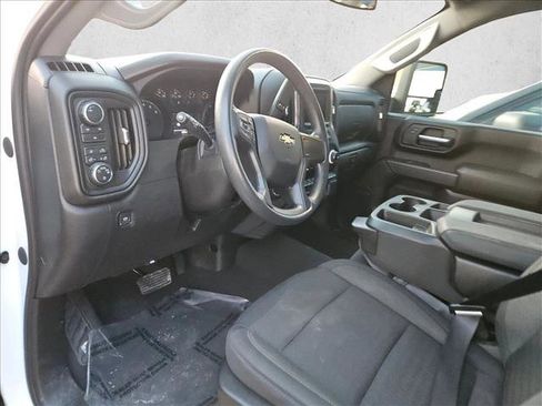Used 2024 Chevrolet Silverado 2500 Custom w/ Custom Value Package AWD/4WD image 11