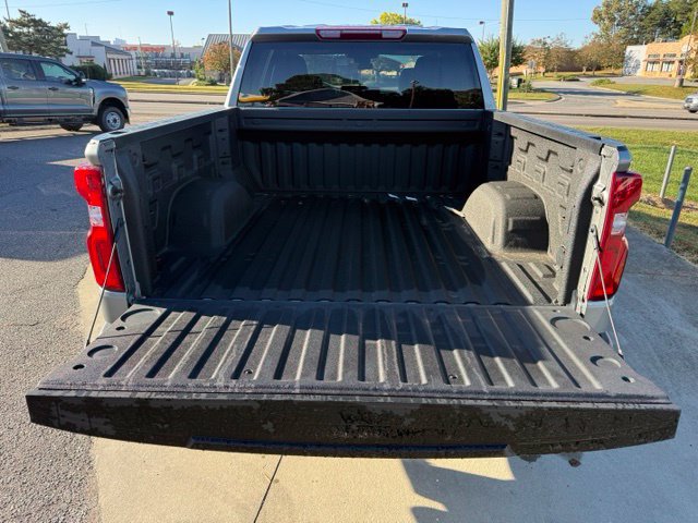 Used 2025 Chevrolet Silverado 1500 RST AWD/4WD image 8