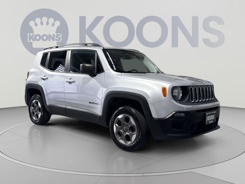 Used 2017 Jeep Renegade Sport w/ Power & Air Group AWD/4WD image 2