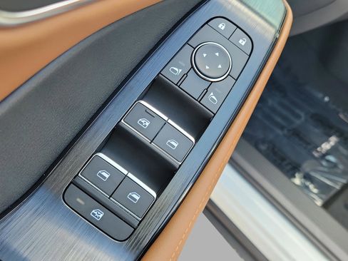 New 2026 Nissan Rogue Platinum image 15