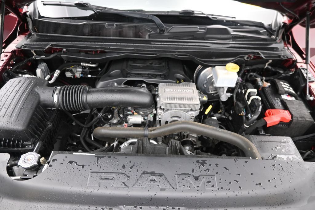 Used 2023 RAM 1500 Laramie AWD/4WD image 12