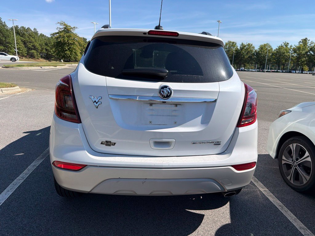 Used 2020 Buick Encore Preferred AWD/4WD image 15