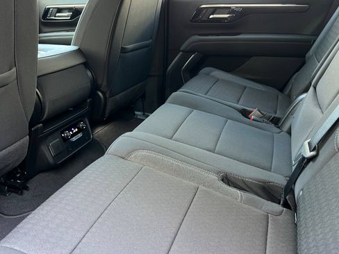 Used 2026 Chevrolet Tahoe 4WD image 16