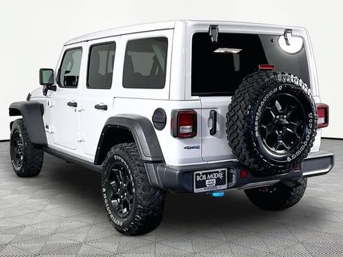 Used 2023 Jeep Wrangler Unlimited w/ Sun & Screen Package AWD/4WD image 4