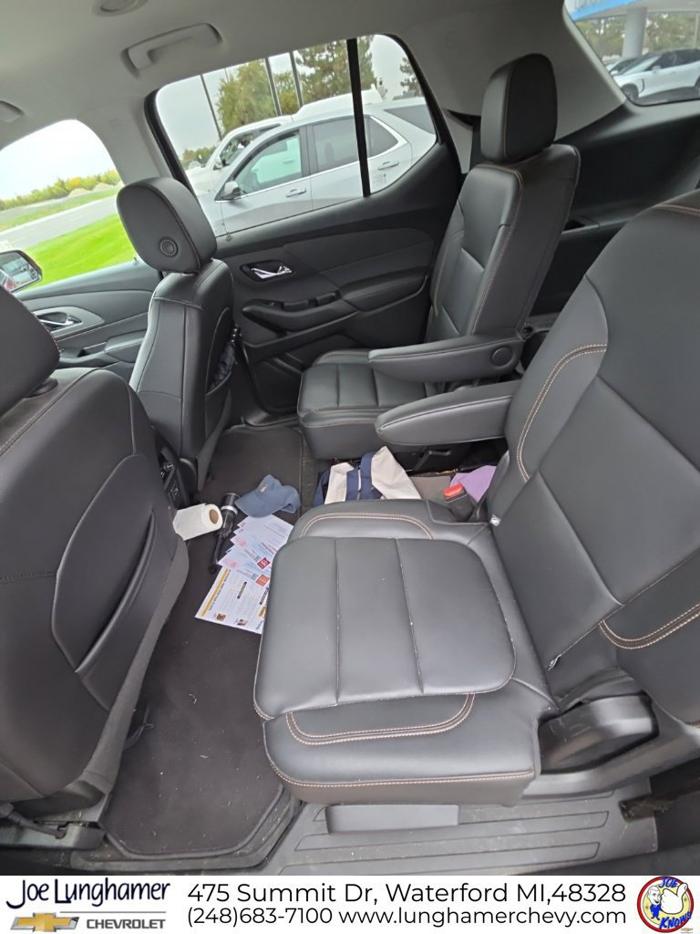 Used 2020 Chevrolet Traverse RS w/ LPO, Floor Liner Package FWD image 12