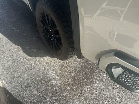 Used 2024 GMC Sierra 1500 Elevation w/ Preferred Package image 10