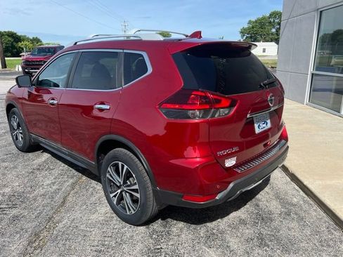 Used 2020 Nissan Rogue SV w/ Sun & Sound Touring Package AWD/4WD image 7