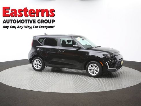 Used 2025 Kia Soul LX w/ LX Technology Package FWD image 45
