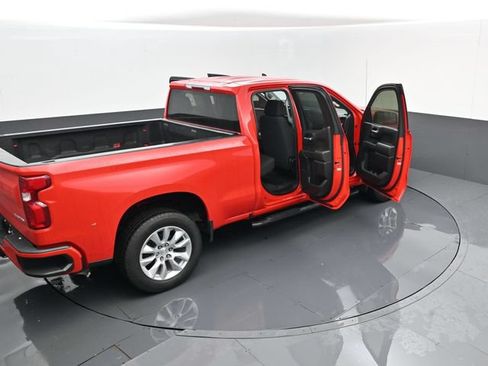 Used 2021 Chevrolet Silverado 1500 Custom AWD/4WD image 26