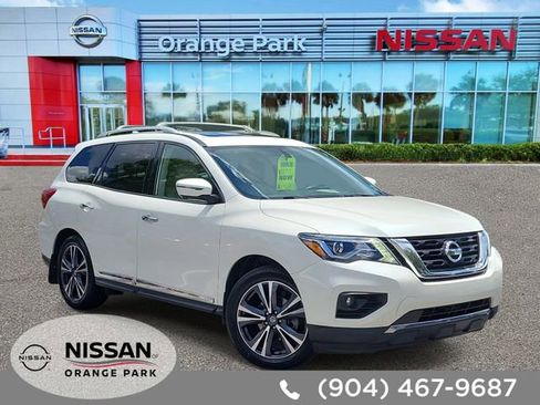 Used 2019 Nissan Pathfinder Platinum FWD image 1