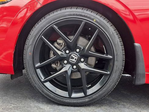 Used 2023 Honda Civic Sport image 8