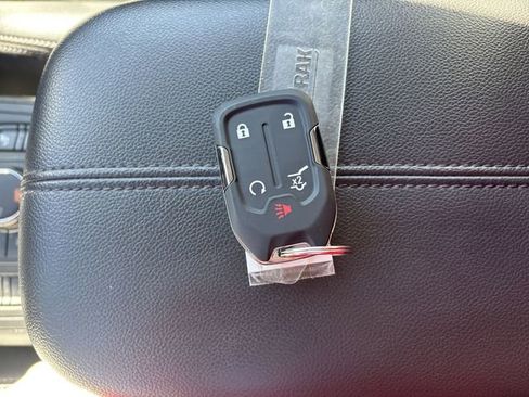 Certified 2024 GMC Terrain SLT w/ Elevation Edition AWD/4WD image 31