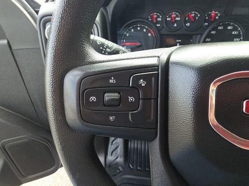 Used 2025 GMC Sierra 2500 Pro AWD/4WD image 19