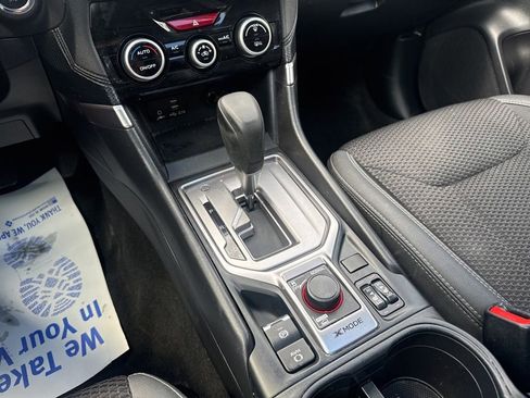 Used 2023 Subaru Forester Premium image 14