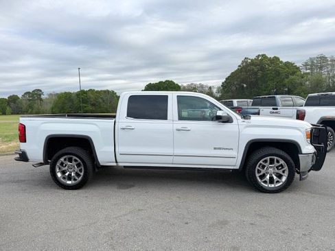 Used 2015 GMC Sierra 1500 SLT w/ SLT Crew Cab Value Package image 6