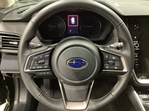 Used 2025 Subaru Outback Premium image 10