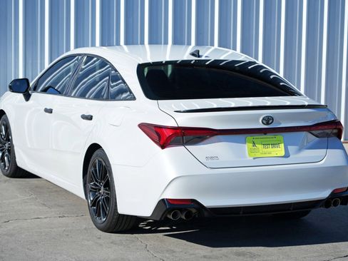 Used 2021 Toyota Avalon XSE image 48