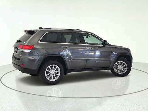 Used 2021 Jeep Grand Cherokee Laredo RWD image 6