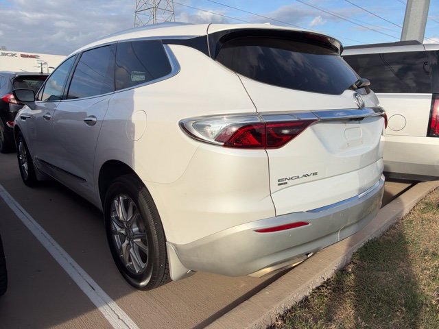 Used 2023 Buick Enclave Premium w/ Experience Buick Package AWD/4WD image 3