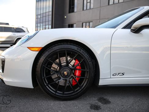 Used 2019 Porsche 911 Targa 4 GTS AWD/4WD image 12