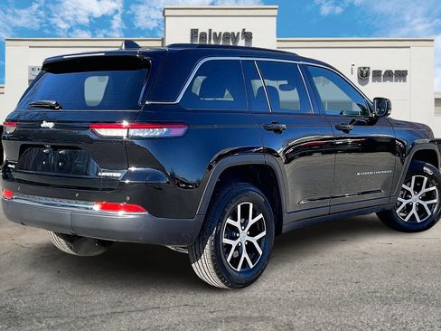 Certified 2024 Jeep Grand Cherokee Limited image 2