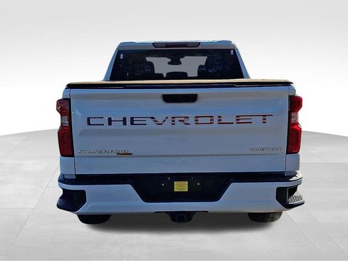 Used 2024 Chevrolet Silverado 1500 Custom RWD image 5