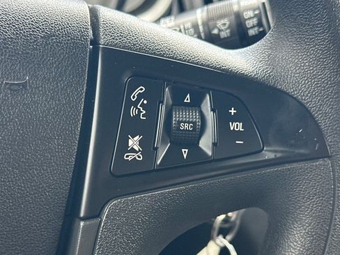 Used 2016 Chevrolet Equinox LS FWD image 36