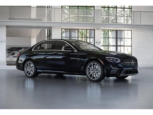 Certified 2023 Mercedes-Benz E 450 4MATIC Sedan image 13