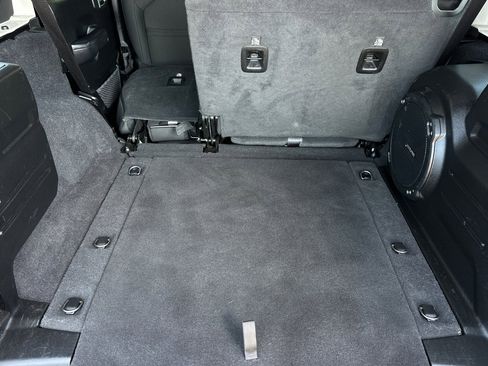 Used 2021 Jeep Wrangler Unlimited Sport image 14