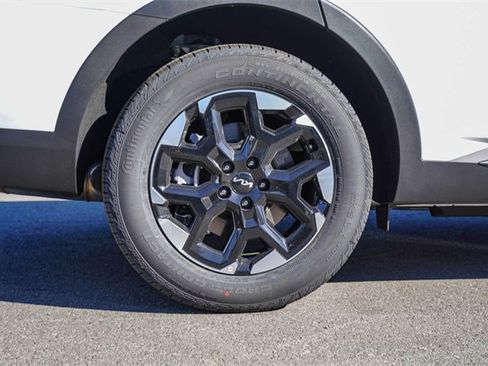 New 2026 Kia Sorento LX image 9