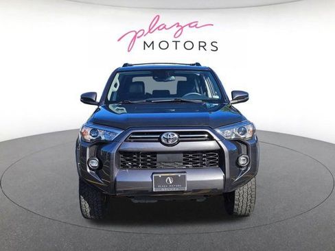 Used 2022 Toyota 4Runner SR5 Premium w/ Moonroof Package AWD/4WD image 2
