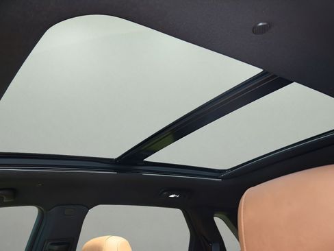 New 2026 Cadillac XT5 Premium Luxury w/ Driver Assist Package AWD/4WD image 27