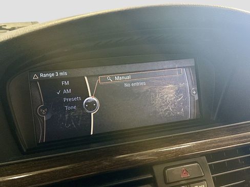 Used 2013 BMW 335i Convertible image 14