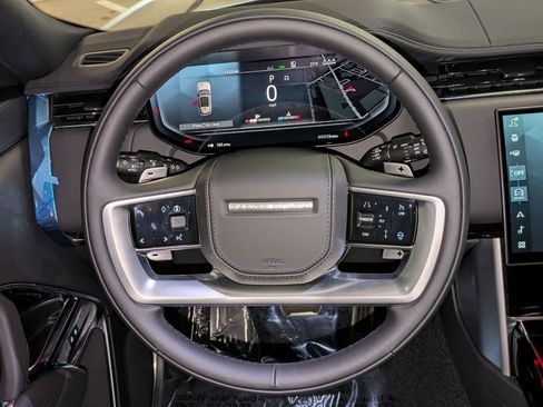 New 2026 Land Rover Range Rover SE AWD/4WD image 17