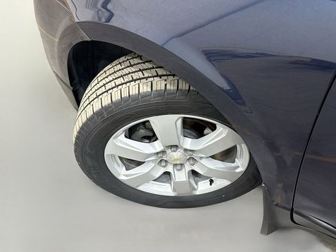 Used 2016 Chevrolet Traverse LT w/ Style and Technology Package image 37