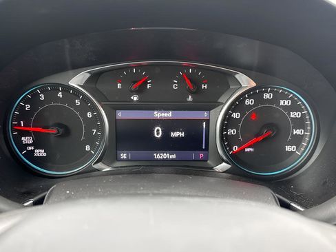 Used 2023 Chevrolet Equinox Premier image 23